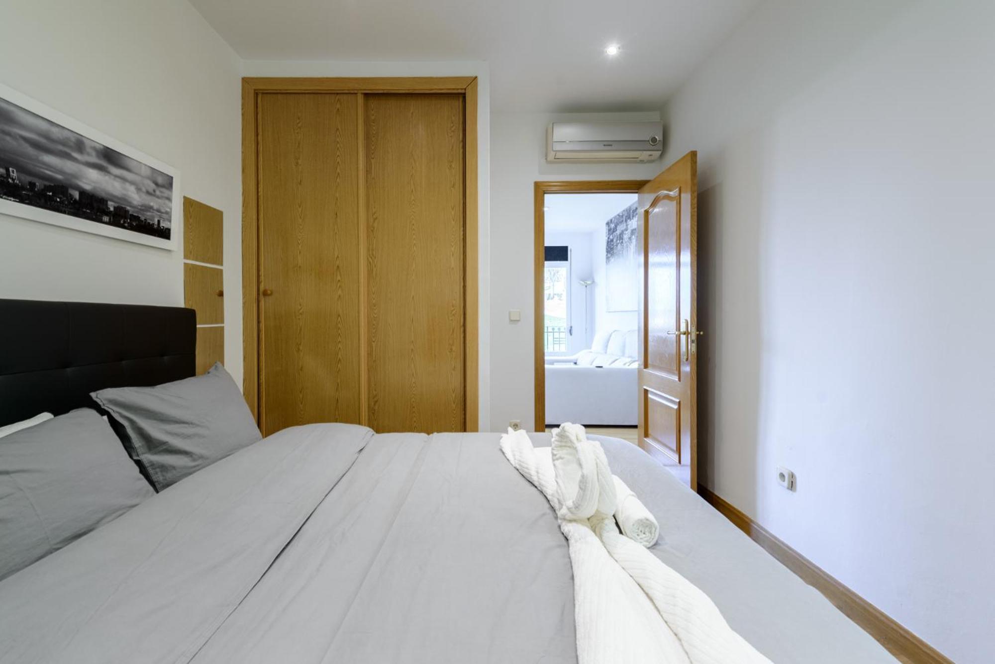Amplio Piso En Madrid Centro Con Vistas Al Templo De Debod Apartamento Exterior foto